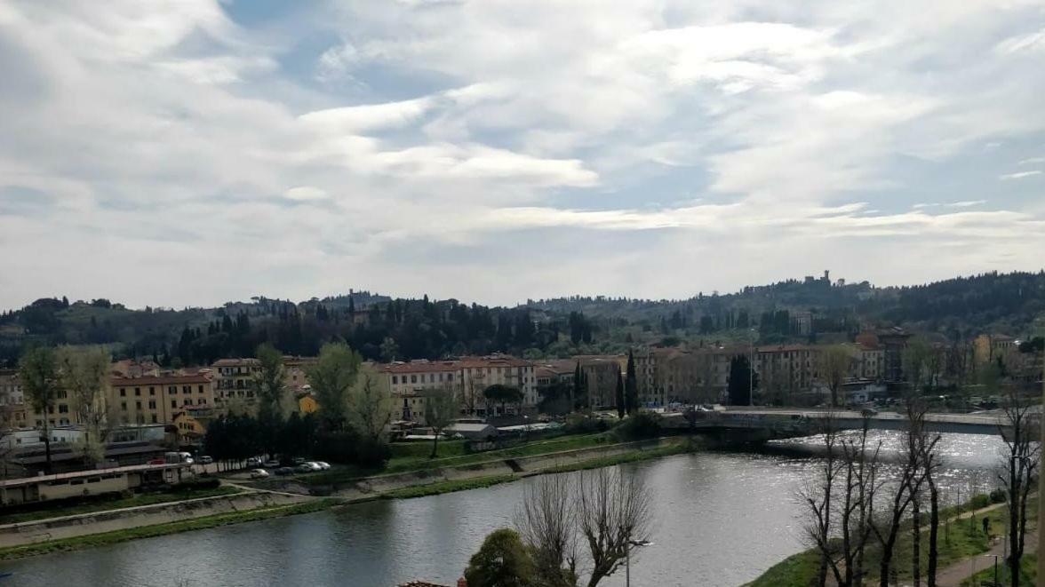 Columbus Urban Resort Φλωρεντία Εξωτερικό φωτογραφία The Arno at San Miniato al Monte